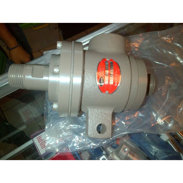 Pneumatic Rotary Joint Actuator  LUX